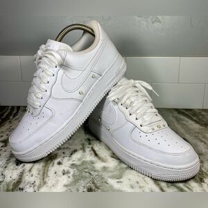Nike Women's Air Force 1 ‘07 SE Pearl White Shoes Size 8.5 DQ0231-100